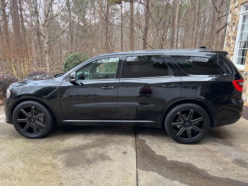 Used 2019 Dodge Durango R/T image 2