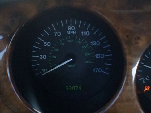 Used 2003 Jaguar XK8 Convertible image 9