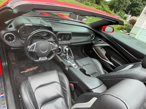 Used 2017 Chevrolet Camaro LT w/ RS Package RWD image 8