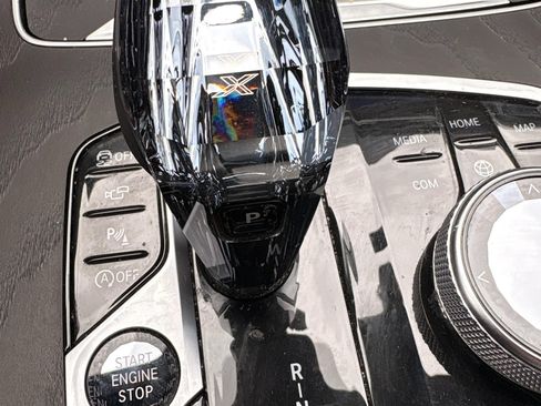 Used 2022 BMW X7 M50i image 27