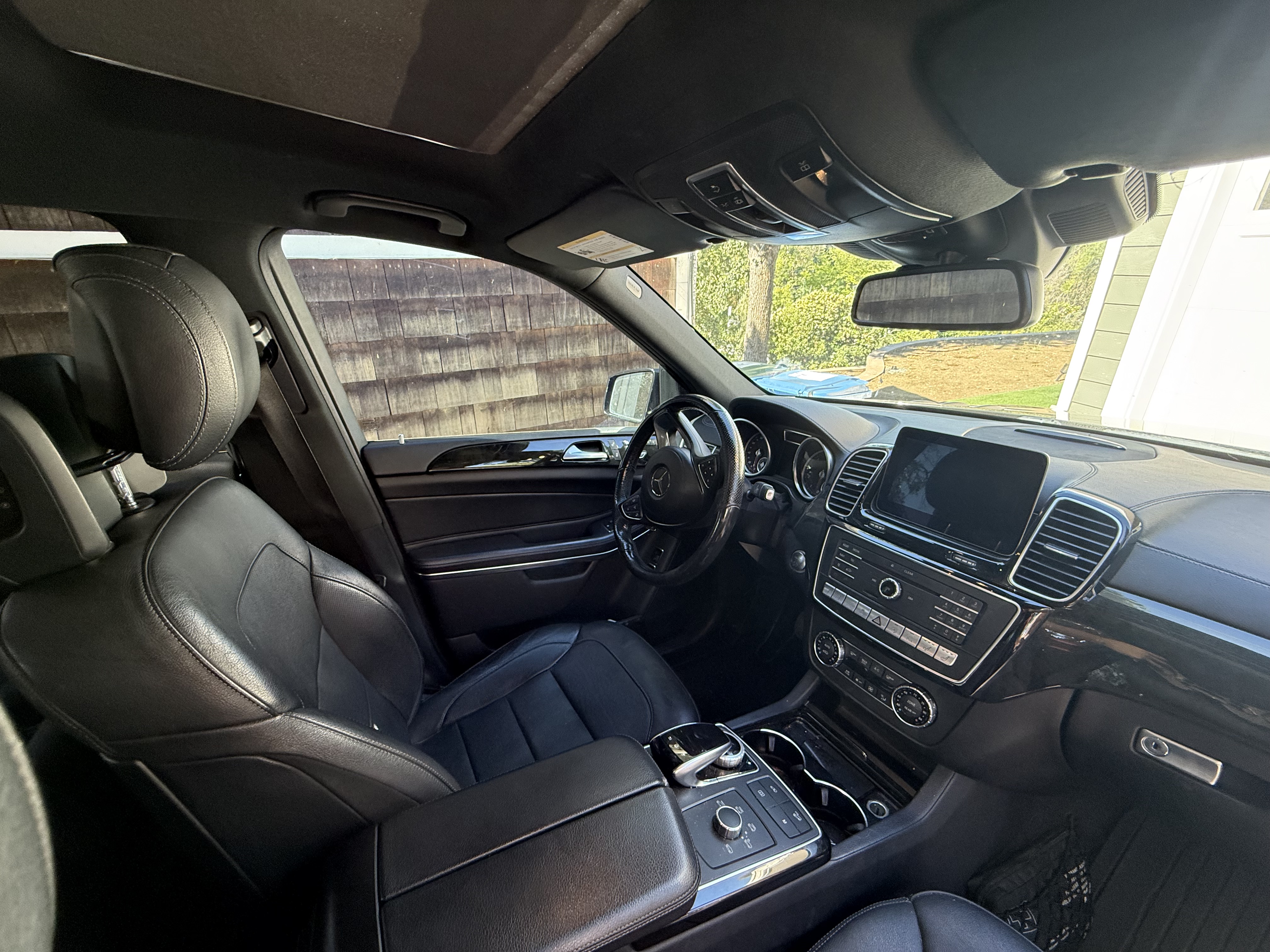 Used 2017 Mercedes-Benz GLS 550 4MATIC image 12