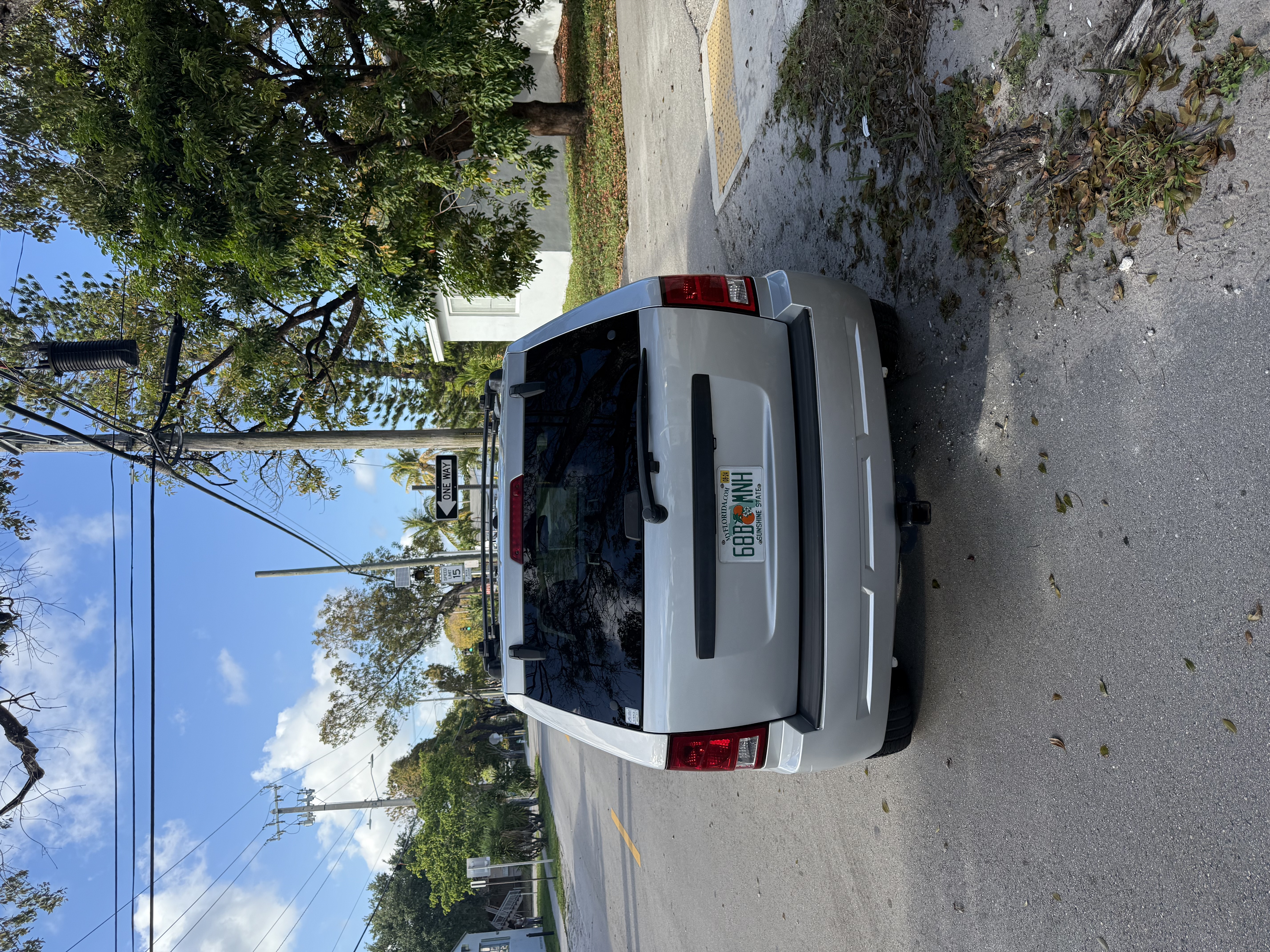 Used 2009 Jeep Grand Cherokee Laredo RWD image 1