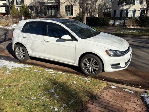 Used 2016 Volkswagen Golf SE w/ Lighting Package image 9