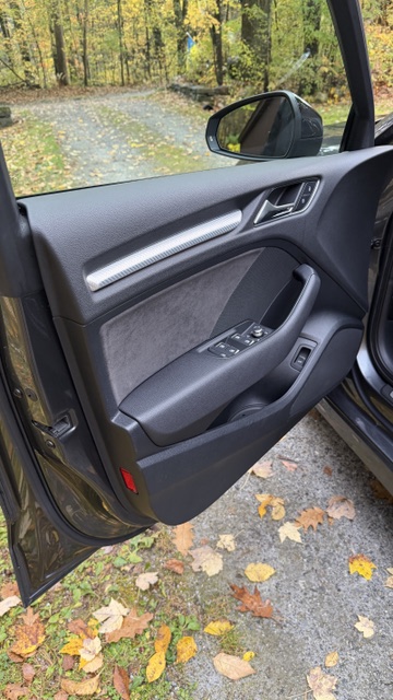Used 2018 Audi RS 3 AWD/4WD image 21