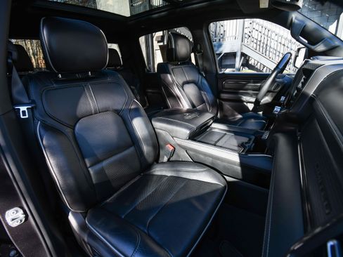 Used 2022 RAM 1500 Limited image 5