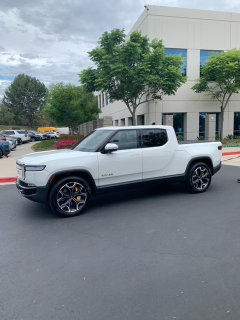 Used 2022 Rivian R1T Launch Edition AWD/4WD image 14