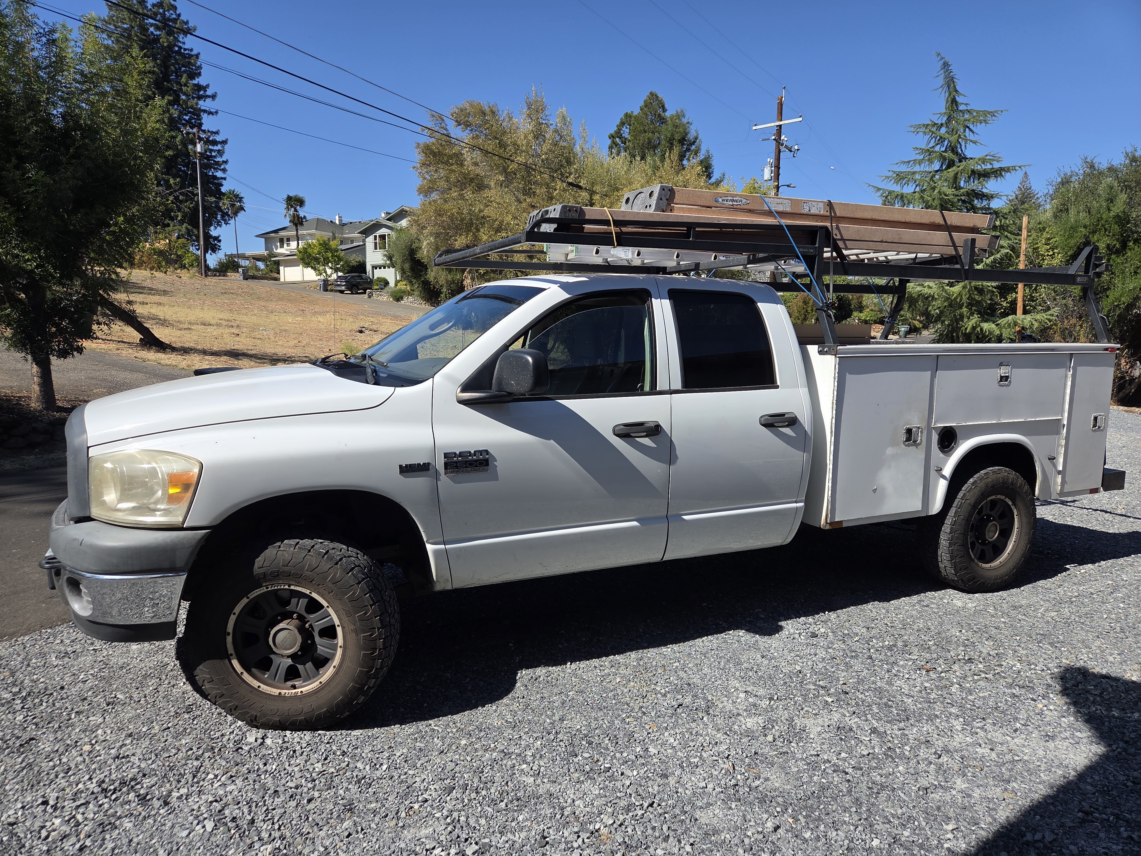 Used 2007 Dodge Ram 2500 Truck ST w/ Protection Group AWD/4WD image 9