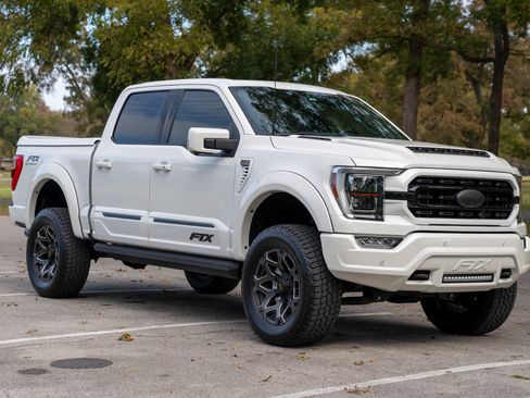 Used 2022 Ford F150 Lariat w/ Equipment Group 502A High image 10