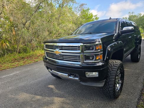 Used 2014 Chevrolet Silverado 1500 High Country w/ High Country Premium Package AWD/4WD image 6