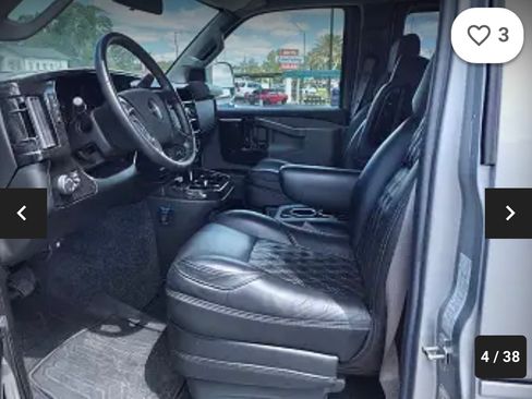 Used 2022 GMC Savana 2500 Extended w/ Enhanced Convenience Package image 13