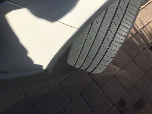 Used 2018 Ford Escape Titanium w/ Ford Safe & Smart Package image 21