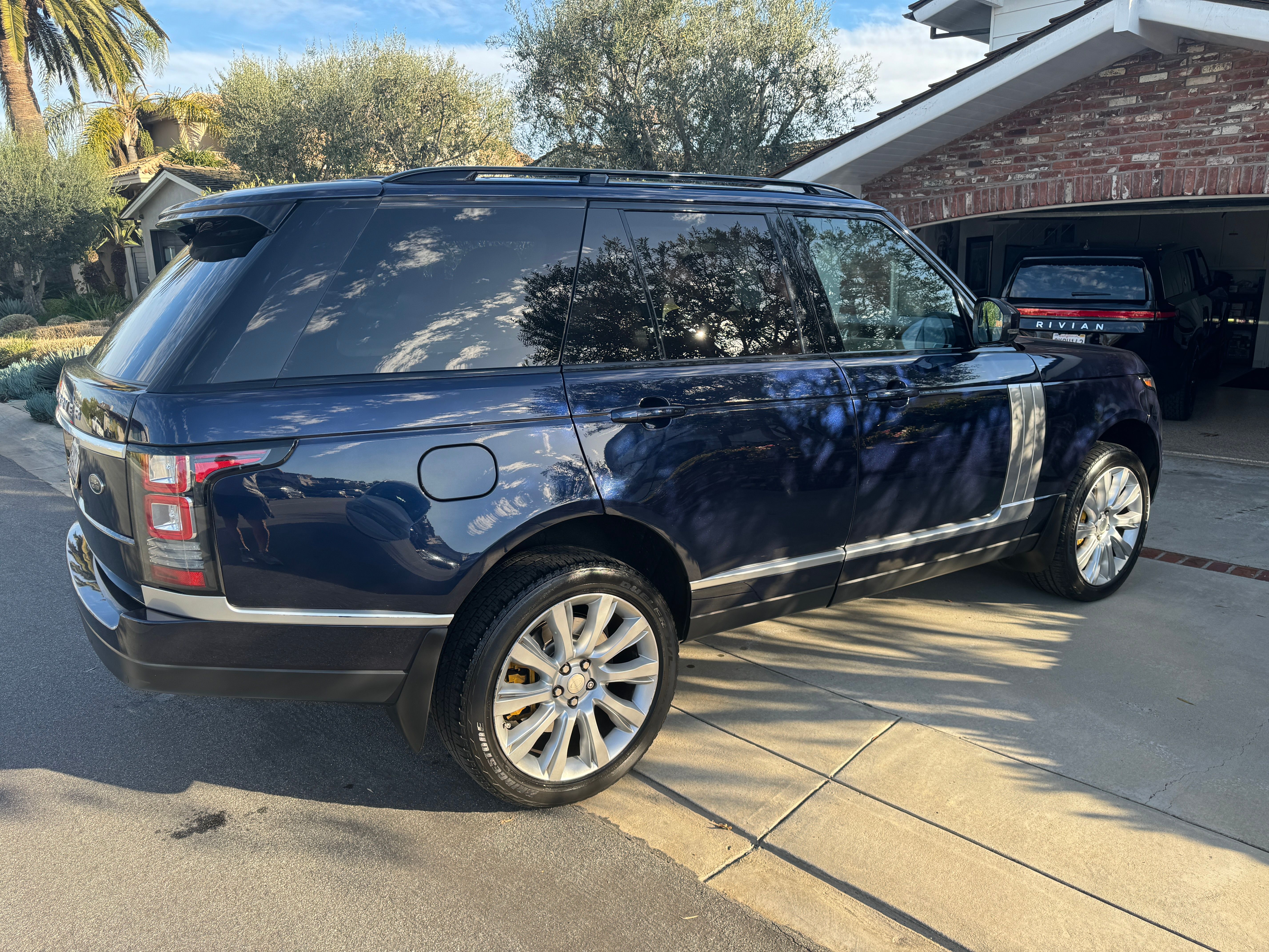 Used 2014 Land Rover Range Rover Supercharged AWD/4WD image 5