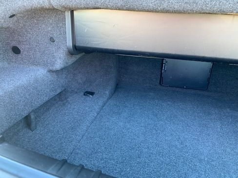 Used 2004 BMW 645Ci Convertible image 18