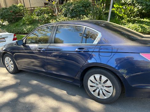Used 2010 Honda Accord LX image 4