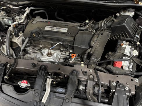 Used 2015 Honda CR-V LX image 8