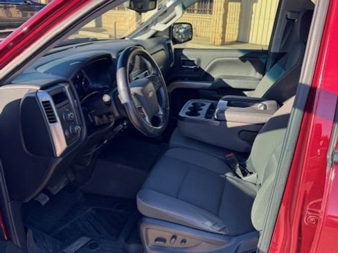 Used 2018 Chevrolet Silverado 1500 LT w/ All Star Edition image 6