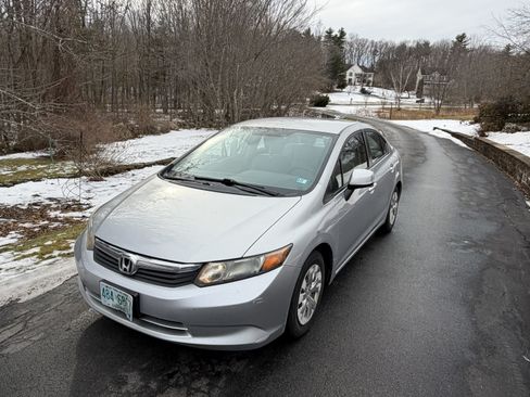 Used 2012 Honda Civic LX image 4