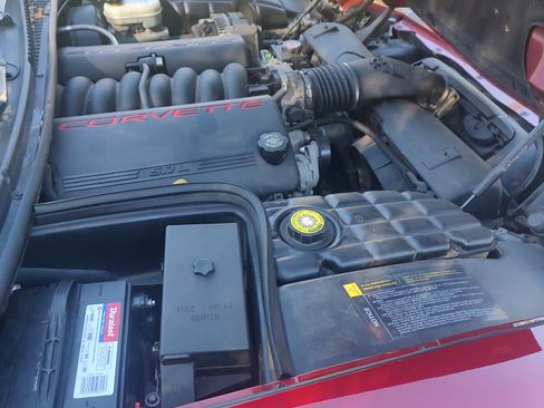 Used 1999 Chevrolet Corvette Convertible w/ Performance Handling Pkg image 8