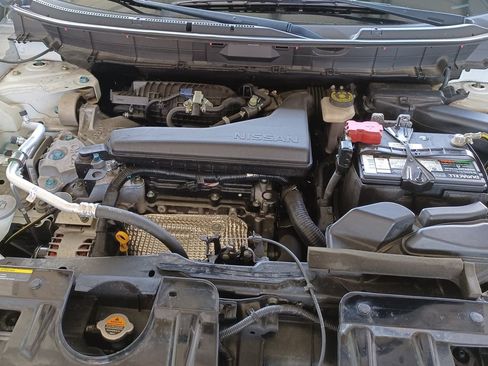 Used 2016 Nissan Rogue SV FWD image 22