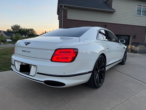 Used 2021 Bentley Flying Spur W12 AWD/4WD image 8
