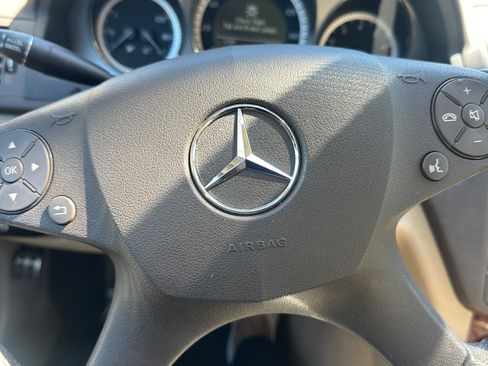 Used 2011 Mercedes-Benz C 300 C 300 Sport Sedan 4D image 9