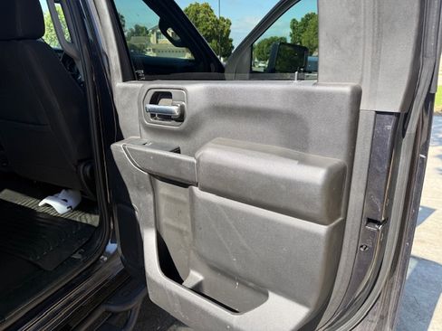 Used 2024 Chevrolet Silverado 2500 Custom w/ Custom Value Package AWD/4WD image 10