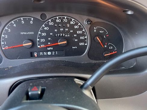 Used 2001 MAZDA B-Series Pickup 2WD Regular Cab B3000 image 11