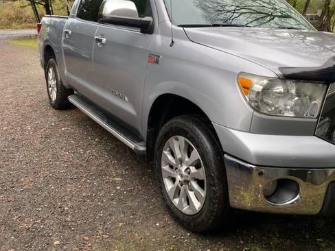 Used 2012 Toyota Tundra Limited image 4