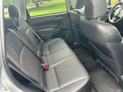 Used 2016 Subaru Forester 2.5i Limited w/ Protection Package #2 AWD/4WD image 2