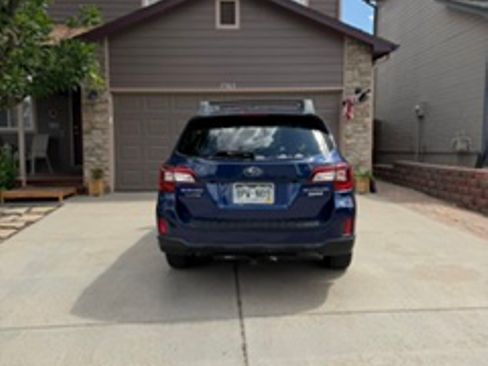 Used 2015 Subaru Outback 2.5i Limited AWD/4WD image 6