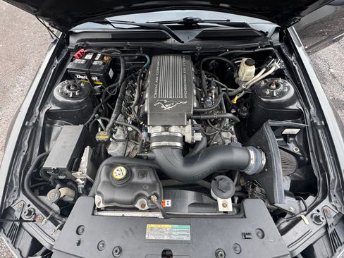 Used 2009 Ford Mustang GT Premium image 20