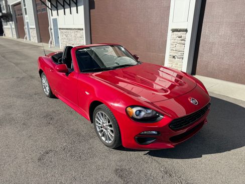 Used 2018 FIAT 124 Spider Abarth w/ Convenience Group image 5