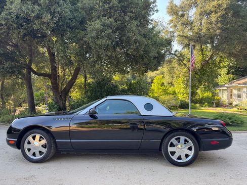 Used 2002 Ford Thunderbird image 4