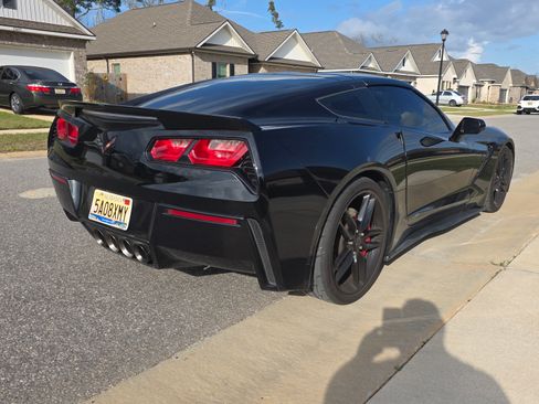Used 2014 Chevrolet Corvette Stingray Z51 Coupe 2D w/ 3LT Preferred Equipment Group image 9