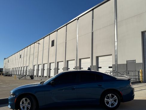 Used 2023 Dodge Charger SXT image 4