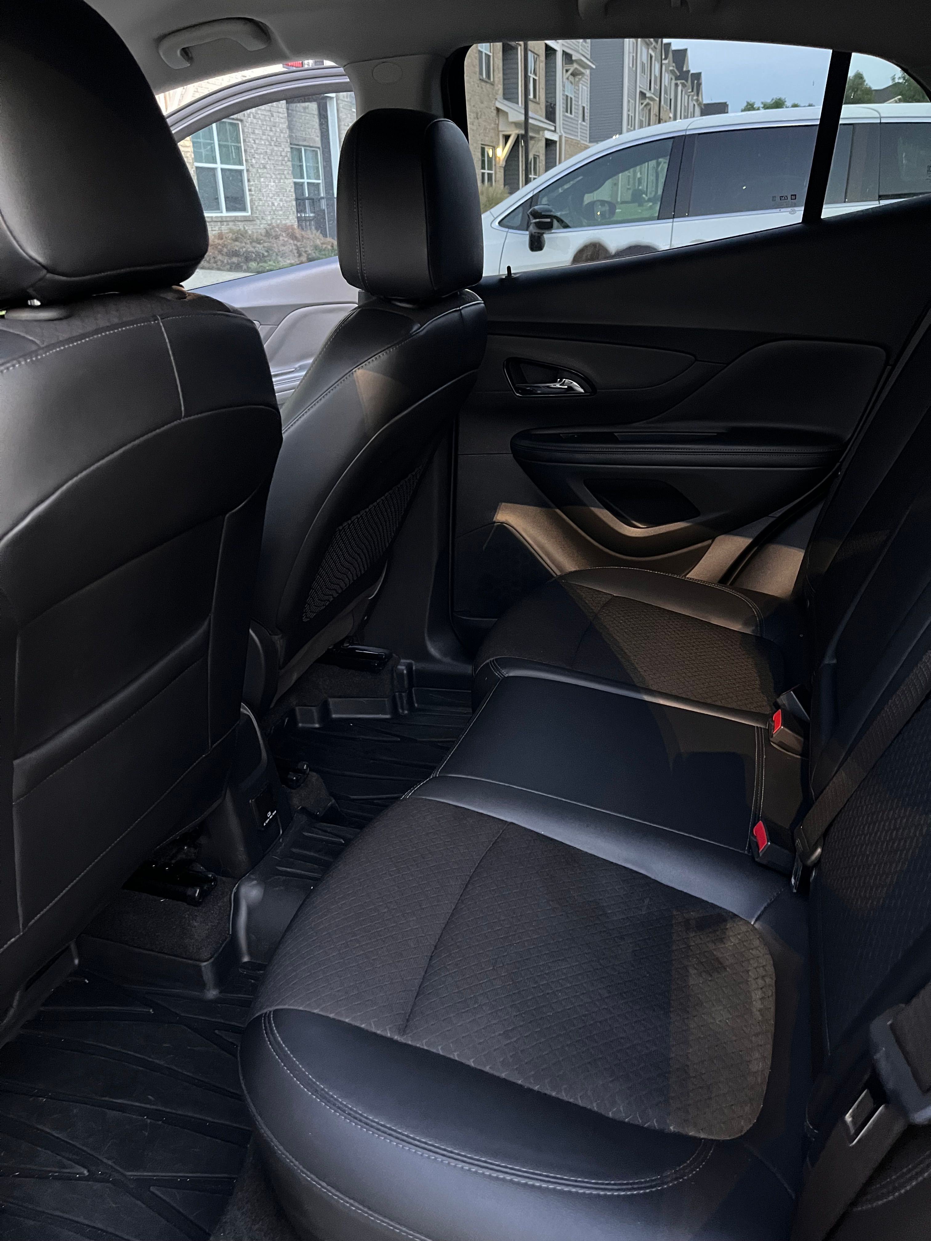 Used 2019 Buick Encore Preferred w/ Safety Package FWD image 11
