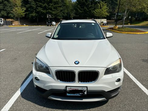 Used 2014 BMW X1 xDrive28i AWD/4WD image 4