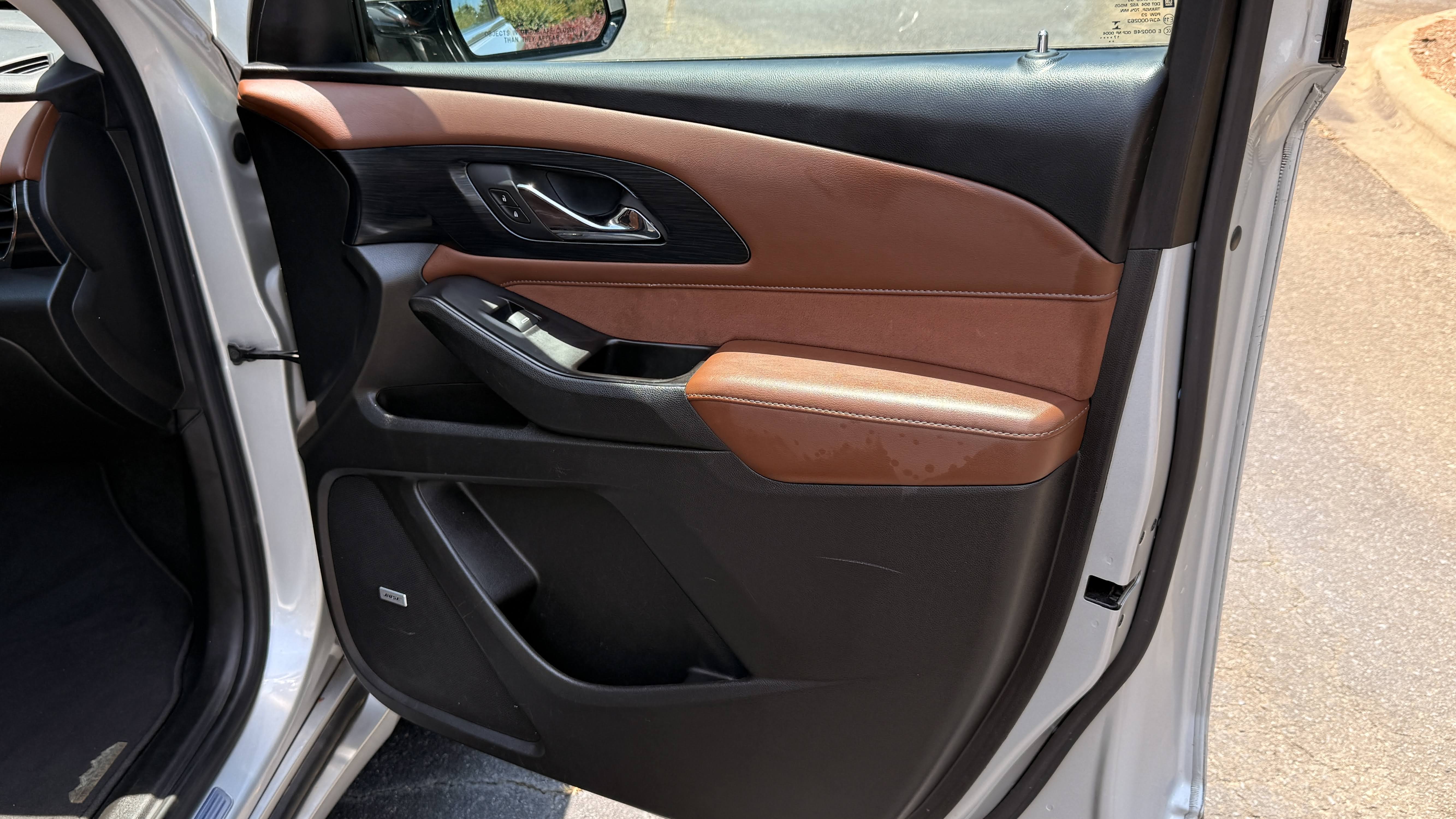 Used 2018 Chevrolet Traverse High Country AWD/4WD image 19