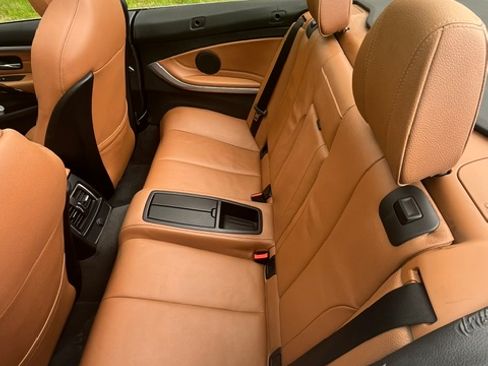 Used 2016 BMW 428i xDrive Convertible AWD/4WD image 11