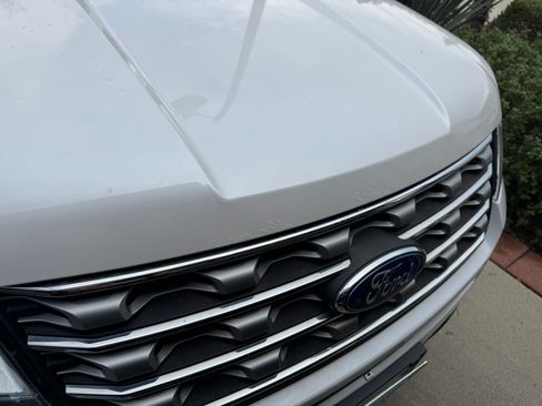 Used 2017 Ford Explorer Limited w/ Equipment Group 301A image 9