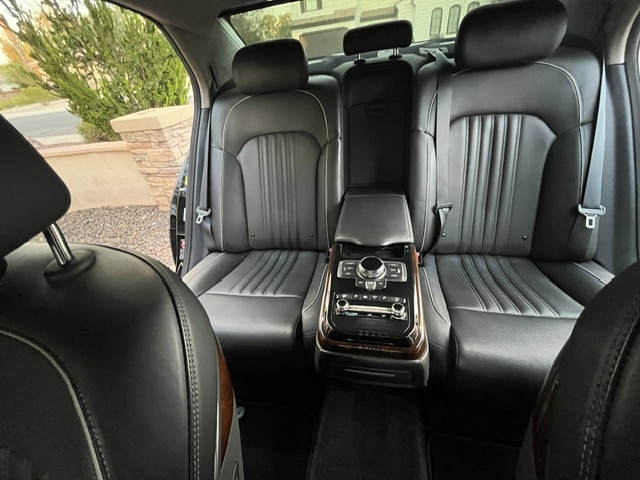 Used 2017 Genesis G90 3.3T Premium RWD image 21