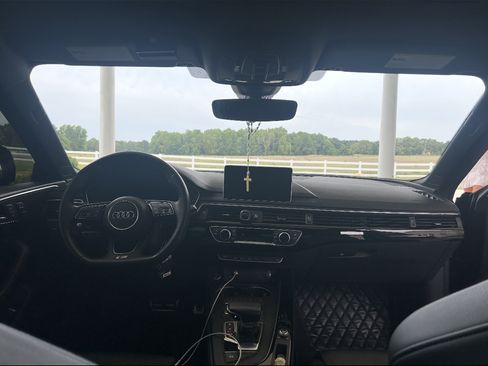 Used 2019 Audi A5 2.0T Prestige w/ Black Optic Plus Package image 10