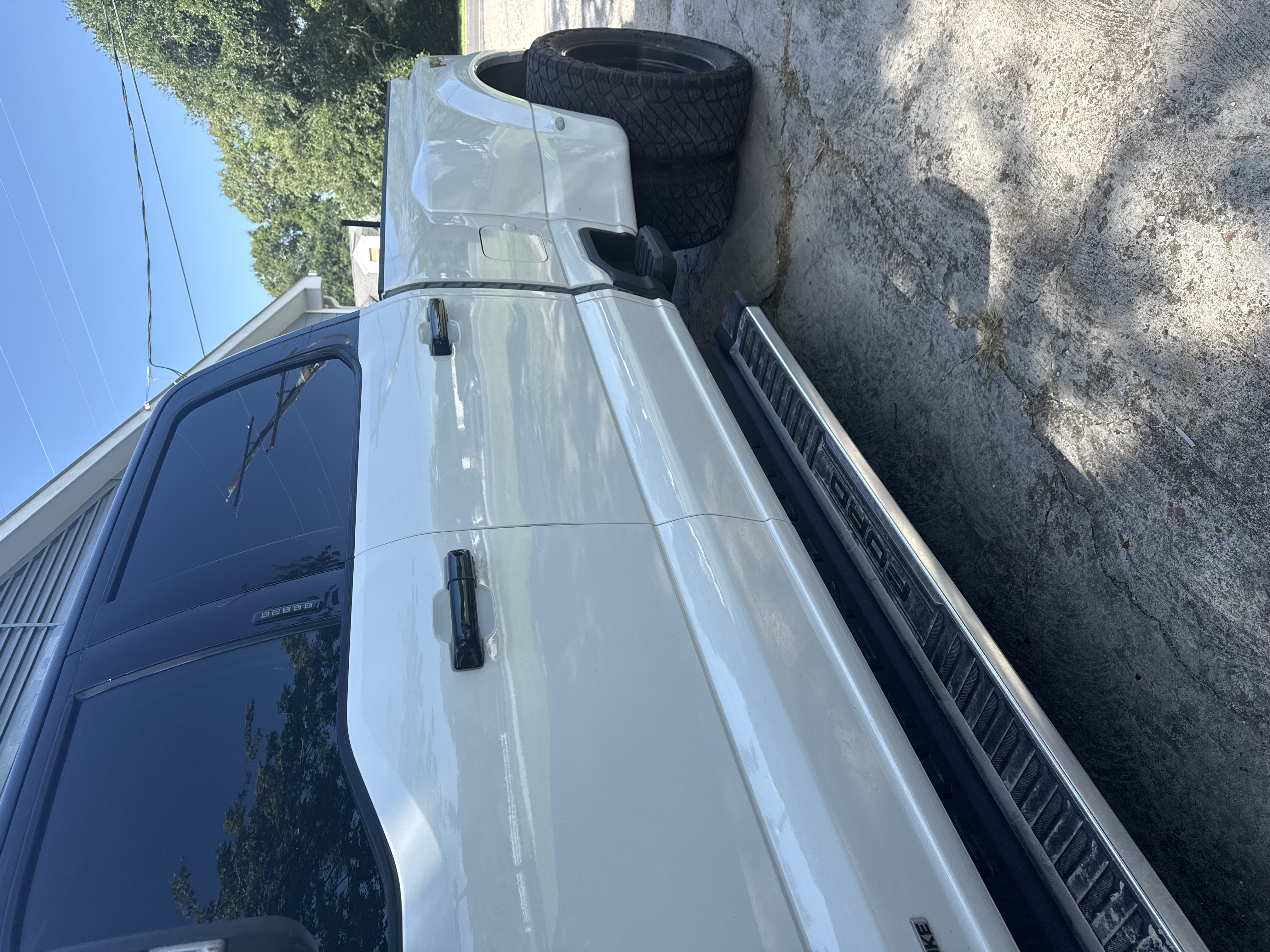 Used 2023 Ford F350 Lariat w/ Chrome Package AWD/4WD image 18