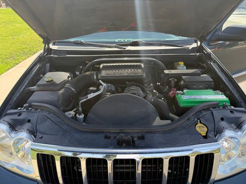 Used 2005 Jeep Grand Cherokee Limited w/ Trailer Tow Group IV RWD image 17