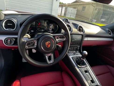 Used 2025 Porsche 718 Boxster GTS RWD image 8