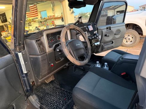 Used 2005 Jeep Wrangler Unlimited image 14