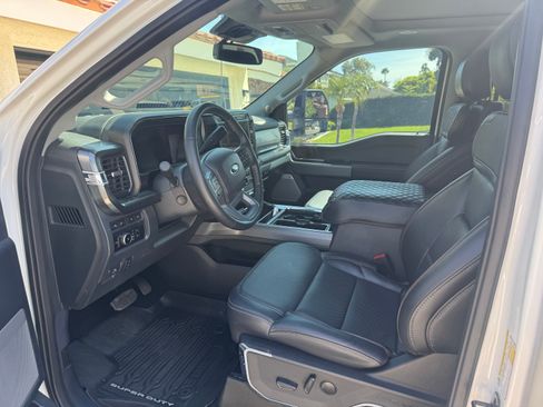 Used 2024 Ford F350 Lariat w/ Lariat Ultimate Package image 22