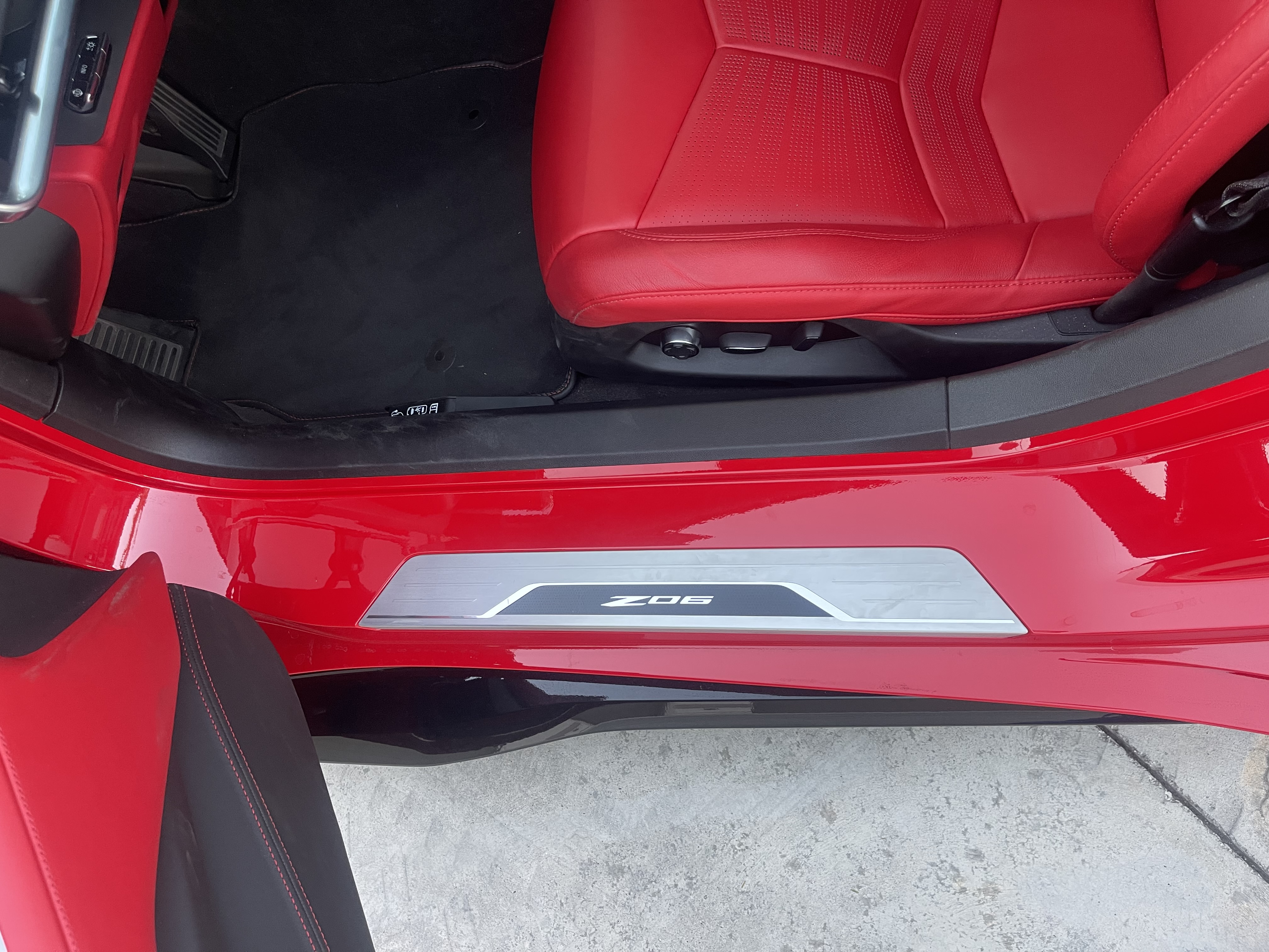 Used 2023 Chevrolet Corvette Z06 RWD image 11