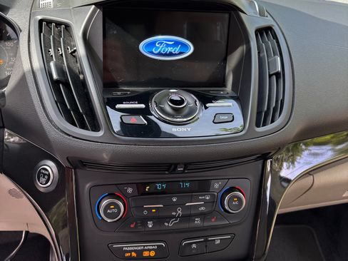 Used 2017 Ford Escape Titanium AWD/4WD image 24