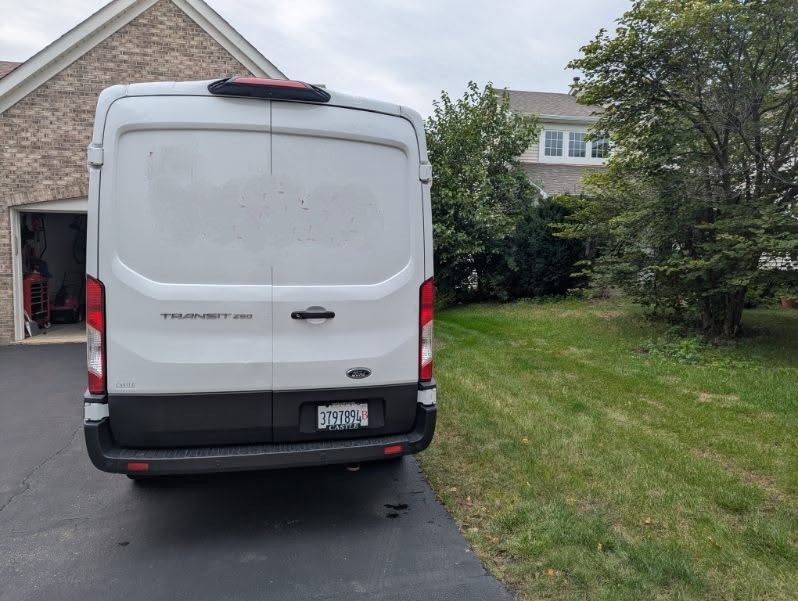 Used 2019 Ford Transit 250 130 Medium Roof RWD image 5